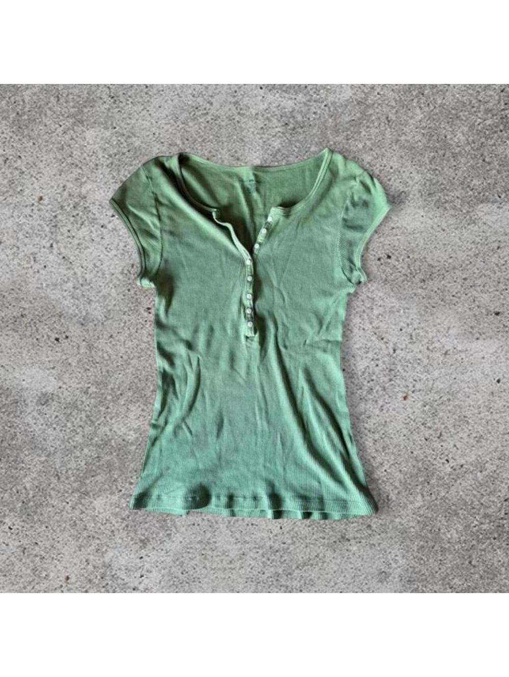 Brandy Melville green ahern top